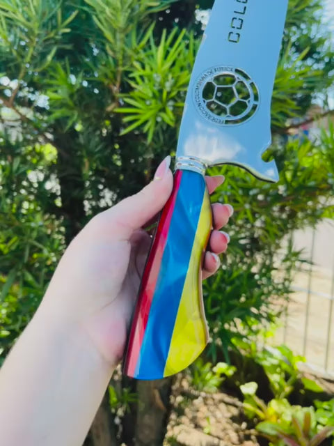 The Colombian Pride: Hand-Forged Football Edition Knife